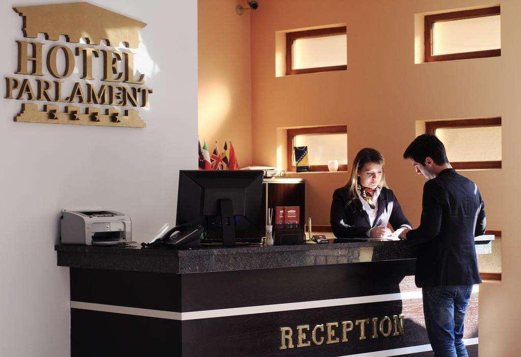 Hotel Parlament Prishtinë Interior photo
